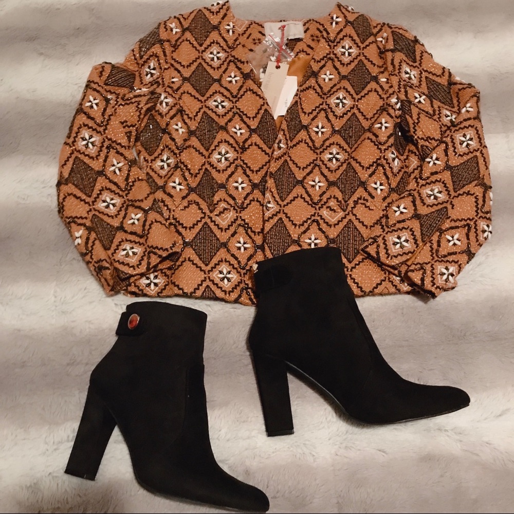 Blazer - Picture 2 of 4